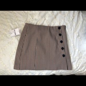 Never worn plaid skirt